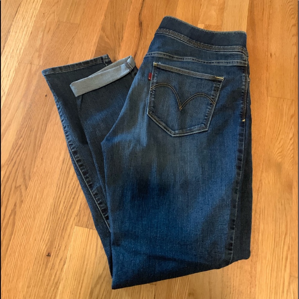 Levi skinny jeggings